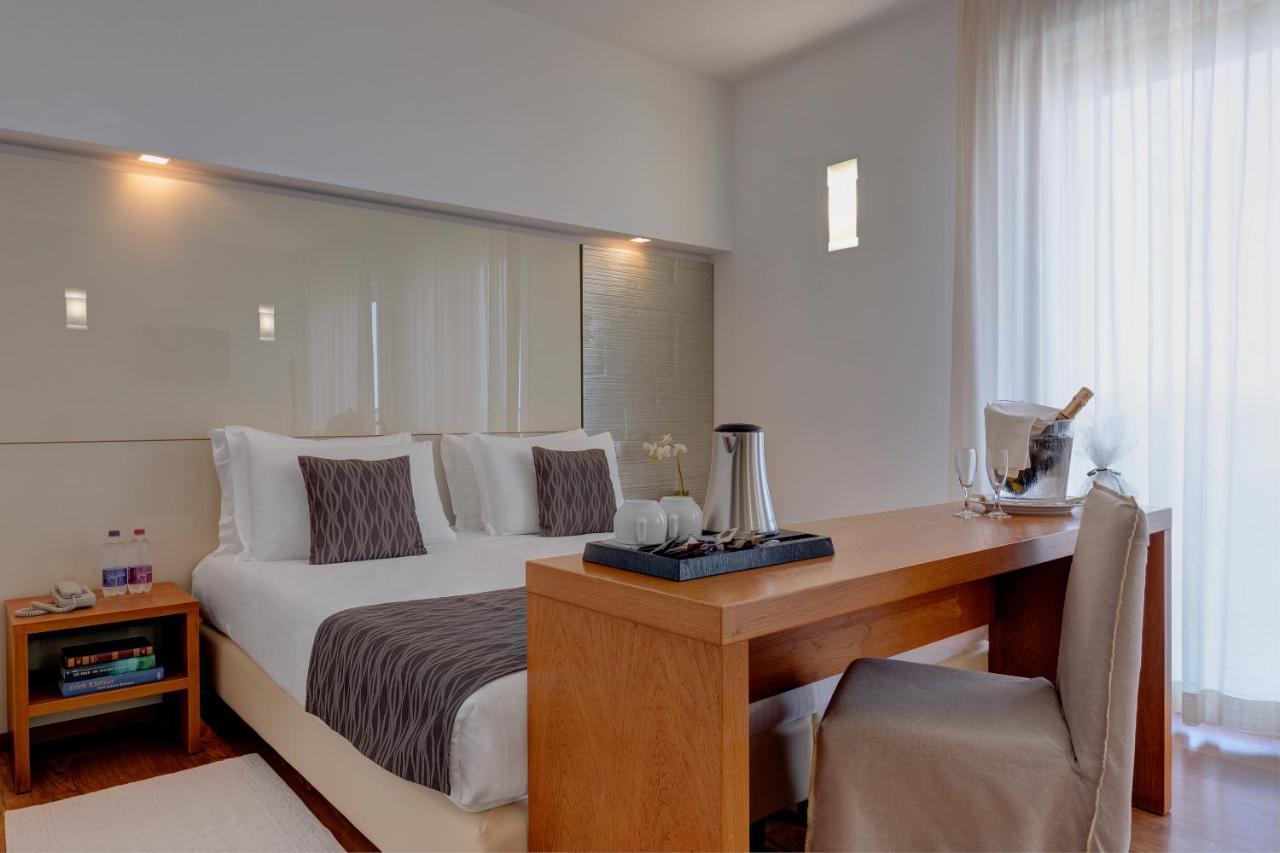 Park Hotel Ermitage Resort & Spa ลิโดดิเยโซโล ภายนอก รูปภาพ