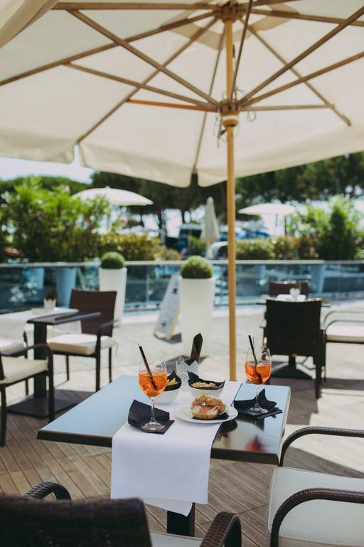 Park Hotel Ermitage Resort & Spa ลิโดดิเยโซโล ภายนอก รูปภาพ